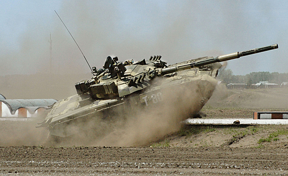 Украинская армия получила танки Т-80