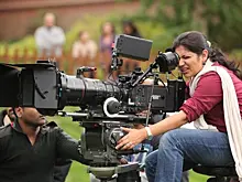 Режиссер «Мисс Марвел» снимет фэнтези о школе черной магии