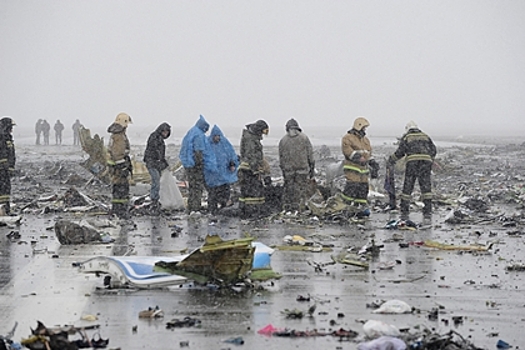 Место падения пассажирского самолета в Ростове-на-Дону