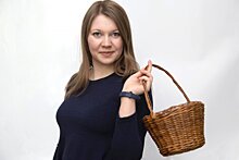 Жительница Войковского плетет корзины из необычного материала