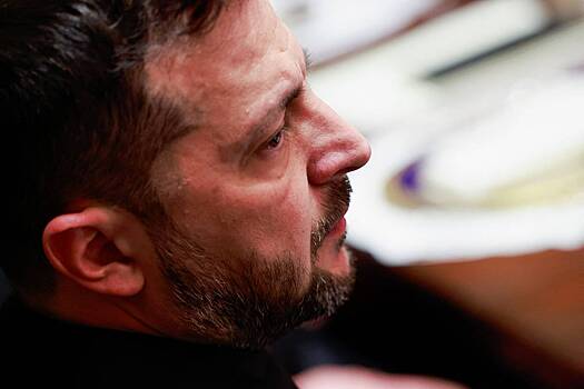 Зеленского высмеяли из-за слов о туннеле из России на Аляску