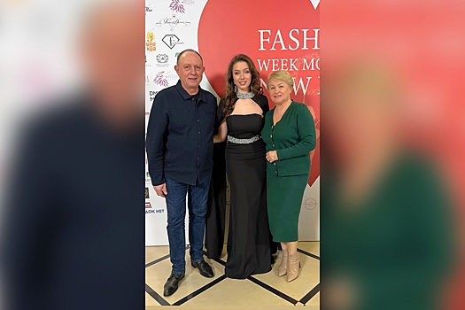 18-летняя дочь покойной певицы Юлии Началовой вышла в свет