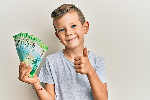 Около 90% российских школьников откладывают деньги