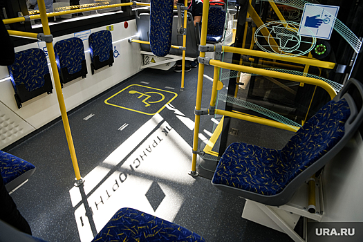 В Екатеринбурге двухлетний ребенок получил травмы в троллейбусе
