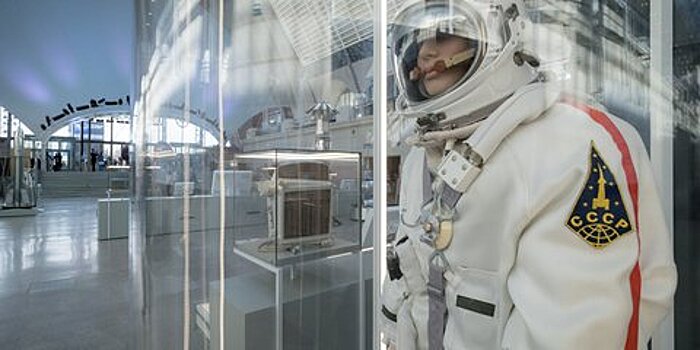Около 30 тысяч школьников и пенсионеров бесплатно посетили центр "Космонавтика и авиация"