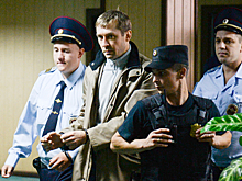 Названы основные версии происхождения миллиардов Захарченко