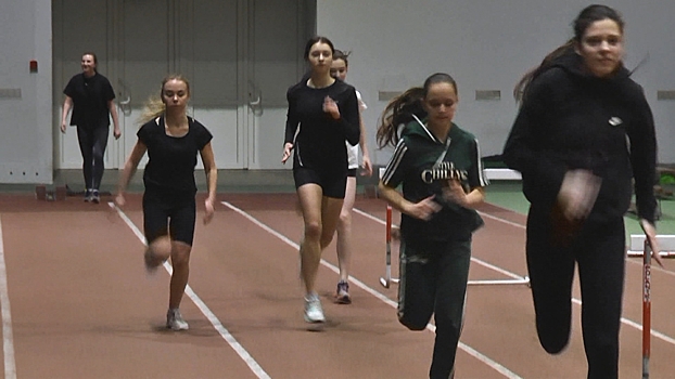 Калининградские легкоатлеты успешно съездили на окружные соревнования и завоевали 35 медалей