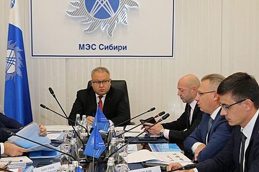 Почти 2 млрд рублей вложила ФСК ЕЭС в ремонт сибирских сетей