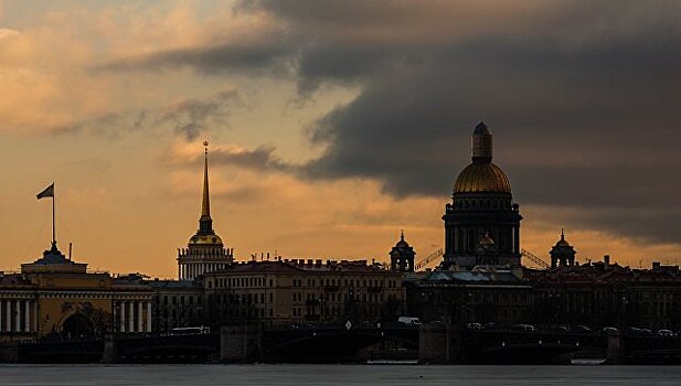 Петербург признан самым читающим регионом России