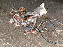 Два грузовика насмерть раздавили пожилого велосипедиста в Калининском районе