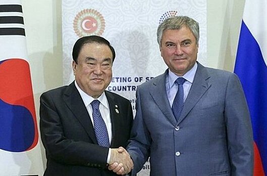 Спикер парламента Южной Кореи начинает визит в Россию