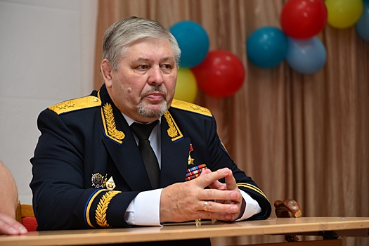 Челябинск посетил Герой России Олег Дуканов