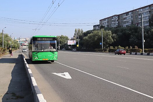 В Челябинске после обустройства выделенных полос появились затруднения в движении транспорта