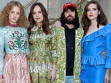 Под сенью девушек в цвету: Алессандро Микеле и его музы на вечеринке Gucci Bloom