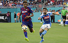 Футболисты "Барселоны" обыграли "Наполи" в товарищеском матче в США