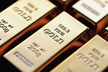 Мир отказывается от золота как актива "тихой гавани"