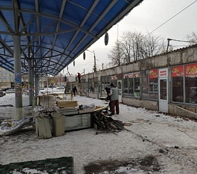 В Челябинске начали разбирать павильоны автовокзала у &ldquo;Юности&rdquo;