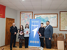В Самарской области полицейские приняли участие в торжественной церемонии вручения паспортов юным жителям региона