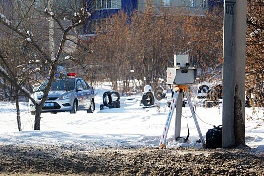 Автовладельцев хотят предупреждать об установленных мобильных комплексах фотовидеофиксации