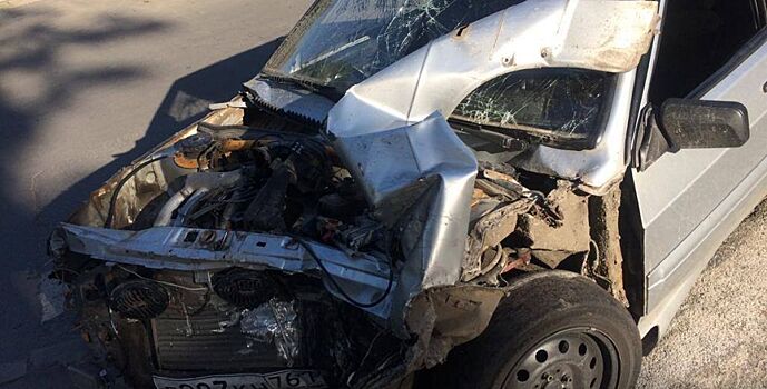 В Ростове в ДТП пострадал 19-летний водитель