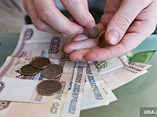 Жительница Кургана наказала коммунальщиков за грязный потолок