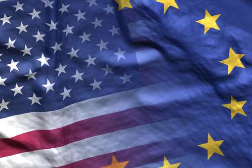 Экс-премьер Италии Проди предсказал коммерческую войну между ЕС и США из-за энергокризиса
