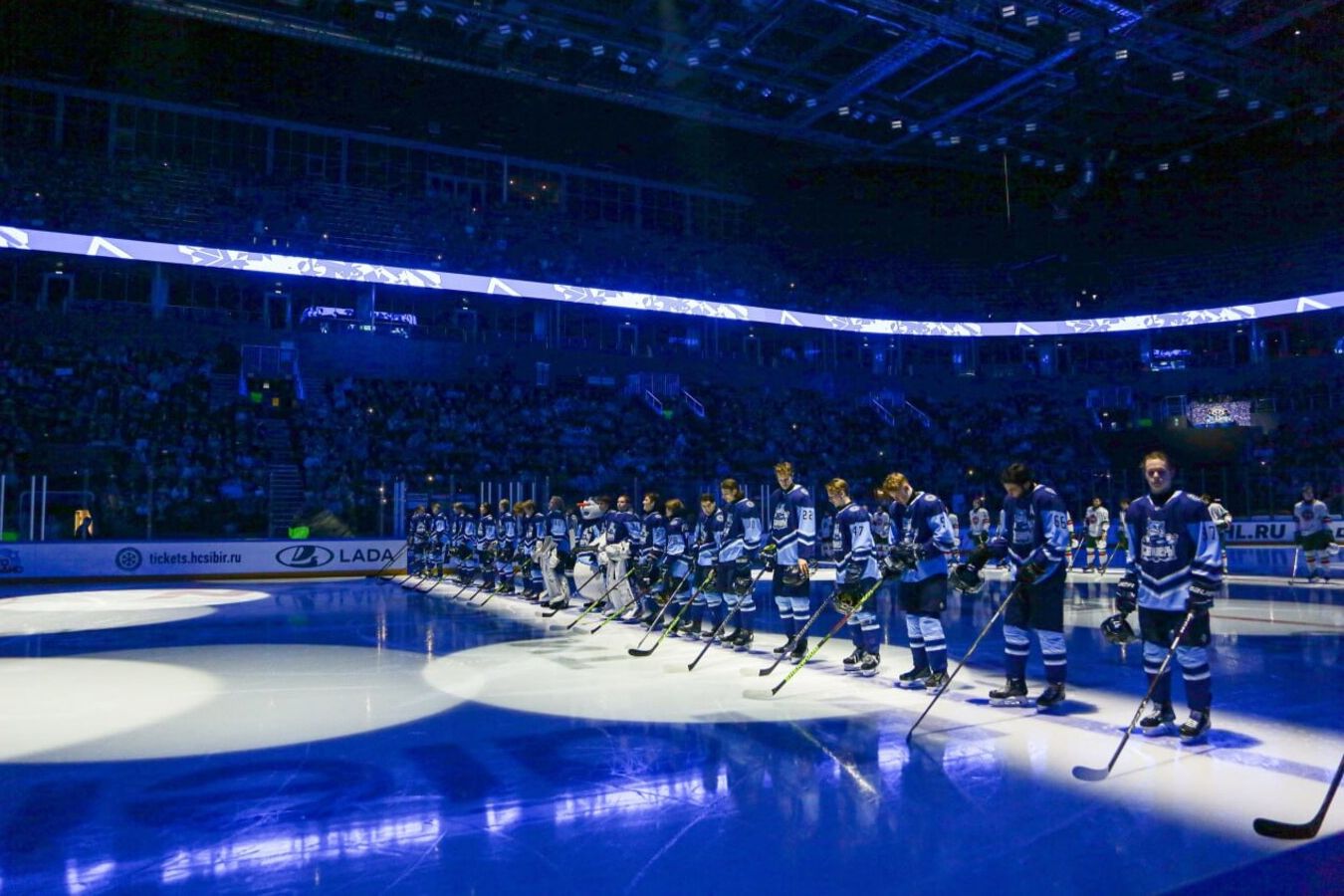 В Новосибирске в третьем матче подряд обновили рекорд сезона МХЛ по посещаемости
