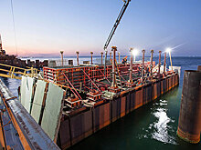 Начат монтаж судоходных арок Керченского моста