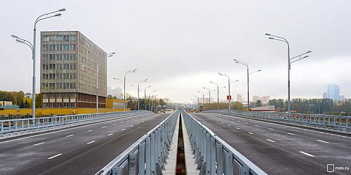 Участок Волоколамского шоссе реконструируют