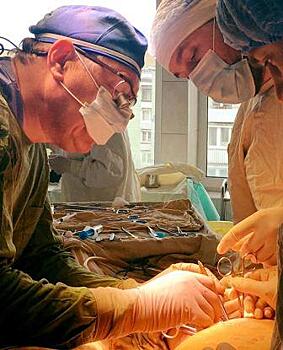 В ГКБ им. Вересаева в САО хирурги спасли пациентов с редкой болезнью сонных артерий