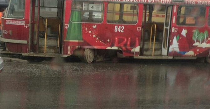 Рискованная поездка: почему в Самаре дымятся и сходят с рельсов трамваи?