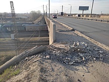 Нижегородцы пожаловались на упавший столб на Удмуртской улице