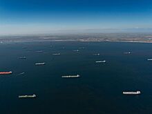 Танкеры с нефтью у Калифорнии простоят, пока не возобновится спрос на нефть - эксперт