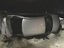 В Нижневартовском районе «Nissan» врезался в автобусную остановку