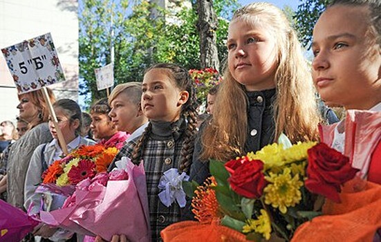 В России могу разрешить переносить начало учебного года на 1 октября