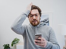 Эксперт назвал признаки прослушки телефона