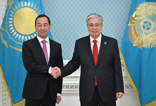 Главы Якутии и Казахстана провели рабочую встречу