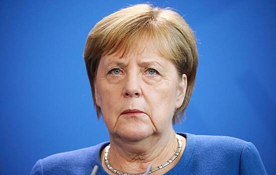 Меркель отреагировала на гибель немцев в Италии