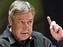 Камиль Ларин рассказал, что Михаил Ефремов не мог и недели прожить без алкоголя