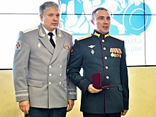 Появилось видео награждения военных медиков