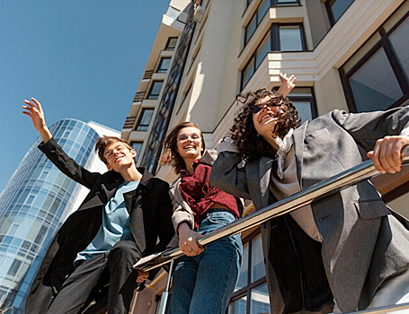 Названы факторы, укрепляющие психическое здоровье молодежи в городах