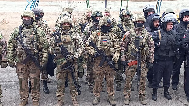 В Орске прошли учения по пресечению теракта в аэропорту