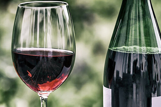 Крымские вина могут разрешить продавать в аэропортах полуострова
