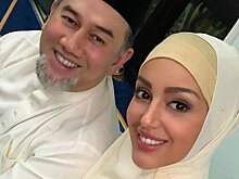 Оксана Воеводина рассказала, как познакомилась с будущим мужем: «Он представился королем Малайзии, я пошутила, что тоже королева Москвы»