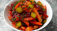 Горячий винегрет — сытное и низкокалорийное овощное рагу