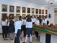 В Пензе школьников ознакомили с историей Губернаторского дома