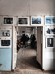 Картинки на прищепках: как в замке Инстербург в Черняховске прошёл фестиваль фотографии