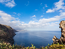 В Крыму из-за медузы перевернулось судно с туристами