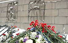 В Зауралье жители двух деревень спорят из-за памятника советскому солдату