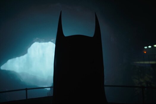 В тизере фильма «Флэш» показали уши Бэтмена